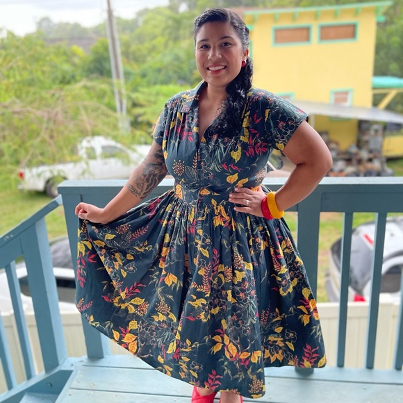 Meet your Posher, Leila - Picture 1 of 1